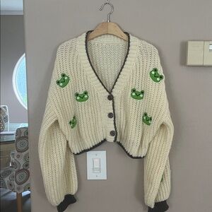Romwe Cropped Knit Cardigan Frog Patches oversized